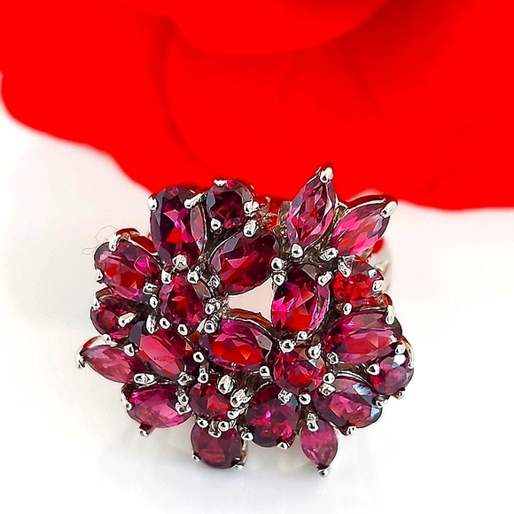 Natural‎ Oval Pink Rhodolite Garnet 6x4mm 925 Sterling Silver Ring Size 7.25 - Picture 3 of 16